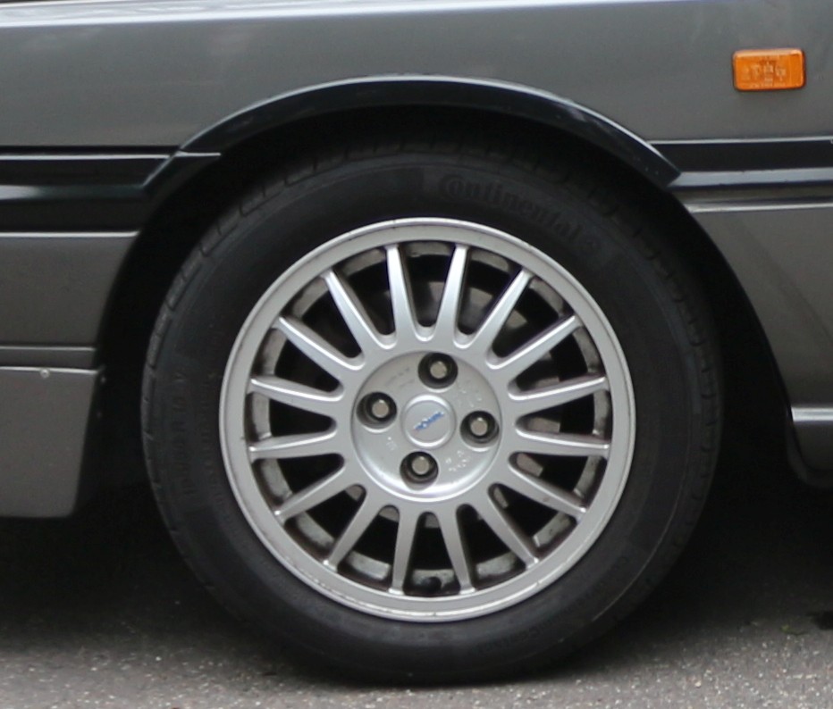 The Ultimate Nissan Sunny B12 Rz-1 Wheel Guide